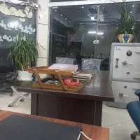 مغازه  بر خیابان میثم
