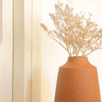 گلدان سفالی خاص و تک