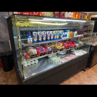یخچال ویترینی ۲متری تمز و در حال کار|کافی‌شاپ و رستوران|رشت, گلسار|دیوار