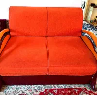 مبل راحتی ۷ نفره با یک میز و یک عدد جلو مبلی