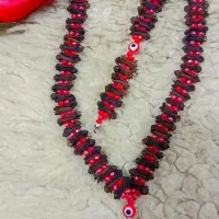 ست گردنبند و رو مانتویی و آویز ماشین میخک