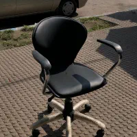 صندلی گردان مطالعه