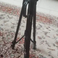 پایه دوربین عکاسی