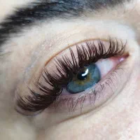 اموزش و اکستنشن مژه با تخفیف ویژه