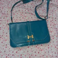 کیف|کیف، کفش، کمربند|مسجد سلیمان, |دیوار