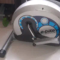 دوچرخه ثابت ورزشی مدل اسکیتی