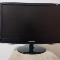 مانیتور ۱۹ اینچ سامسونگ سالم و بسیار تمیز