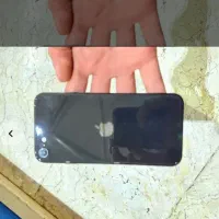 ایفون اس ای ۲۰۲۰