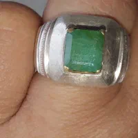 انگشتر زمرد زامبیا