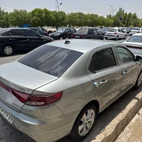 تارا V4 اتومات مدل 1404|خودرو سواری و وانت|شیراز, شهرک بزین|دیوار