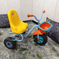 ماشین سه چرخ