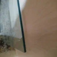 شیشه ی ویترین