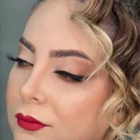 میکاپ و آموزش خودآرایی