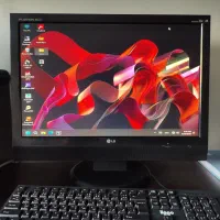 مانیتور و تلویزیون ال جی ۳۲ اینچ