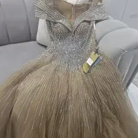 لباس مجلسی اصلا تن نخورده