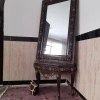 آینه و کنسول زیبا