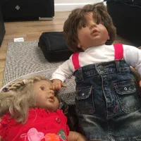 عروسک|اسباب‌بازی بچه|شیراز, فرگاز|دیوار