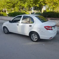 ساینا مدل ۴۰۰|خودرو سواری و وانت|کرمانشاه, |دیوار