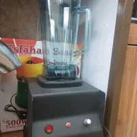 بلندر مخلوط کن صنعتی حرفه ای. ۲ اسب. گارانتی دار.|آبمیوهگیر و آبمرکباتگیر|مشهد, آزادشهر|دیوار