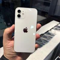 اپل iPhone 12 با حافظهٔ ۱۲۸ گیگابایت