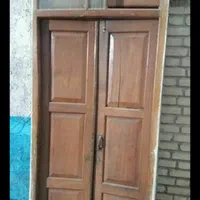 درب چوبی قدیمی|کلکسیون اشیاء عتیقه|اصفهان, آبشار|دیوار
