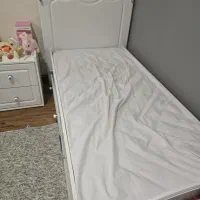 تخت کودک و نوجوان