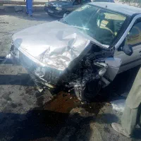 ماشین پژو 405 تصادف  کرده مدل 99زیمنس