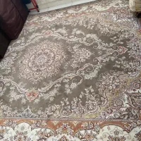 فرش کرم رنگ