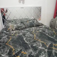 تخت خواب.