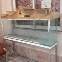 اکواریوم با میز فرفورژه