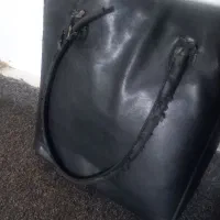 کیف کارکرده هستند|کیف، کفش، کمربند|پرند, فاز ۵|دیوار