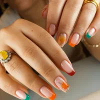 تخفیف پنجاه درصدی کاشت ناخن|خدمات آرایشگری و زیبایی|علی‌آباد کتول, |دیوار