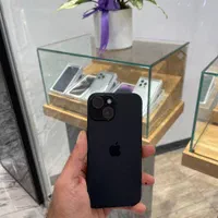 اپل iPhone 15 با حافظهٔ ۱۲۸ گیگابایت