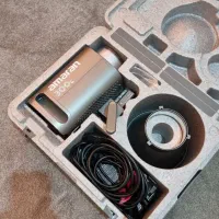 نور فیلم برداری آماران amaran 300c