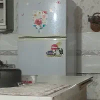 یخچال یخدان سرده ولی پایین یکم ضعیفه سرماش