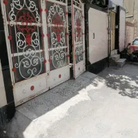 آپارتمان 130 متری. ویلایی 2 خوابه