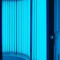 خدمات سولاریوم و ناخن و.. ویژه بانوان متروی تجریش|خدمات آرایشگری و زیبایی|تهران, تجریش|دیوار