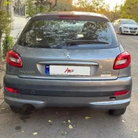 پژو ۲۰۷ سقف فلز دنده ۱۳۹۶ بدون رنگ|خودرو سواری و وانت|تهران, شهرک غرب|دیوار