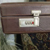 سنتور سنایی|سازهای سنتی|ملایر, |دیوار