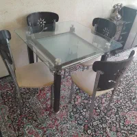 میز ۴ نفره