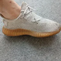 adidas yezi 350 orginal|کیف، کفش، کمربند|تهران, شهرک دانشگاه|دیوار