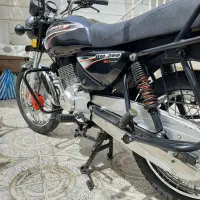 پیشرو ۲۰۰ سی سی