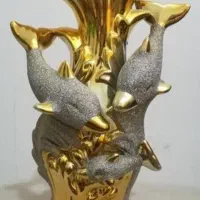 گلدان طلایی