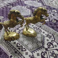 یه جفت اسب برنجی