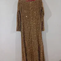 تعدادی لباس مجلسی|لباس|شادگان, |دیوار