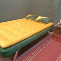 مبل راحتی تخت خواب شو تختشوزرد|مبلمان خانگی و میز عسلی|مشهد, گلبرگ شمالی|دیوار