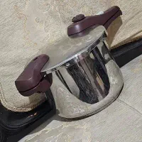 زود پز بزرگ کاملا نو