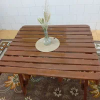 میز بدونه صندلی