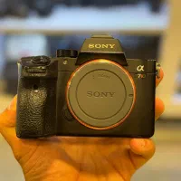 دوربین Sony A7R III زیر قیمت  فول‌فریم حرفه‌ای