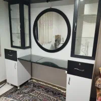 ویترین آرایشگاه بدون خط وخش